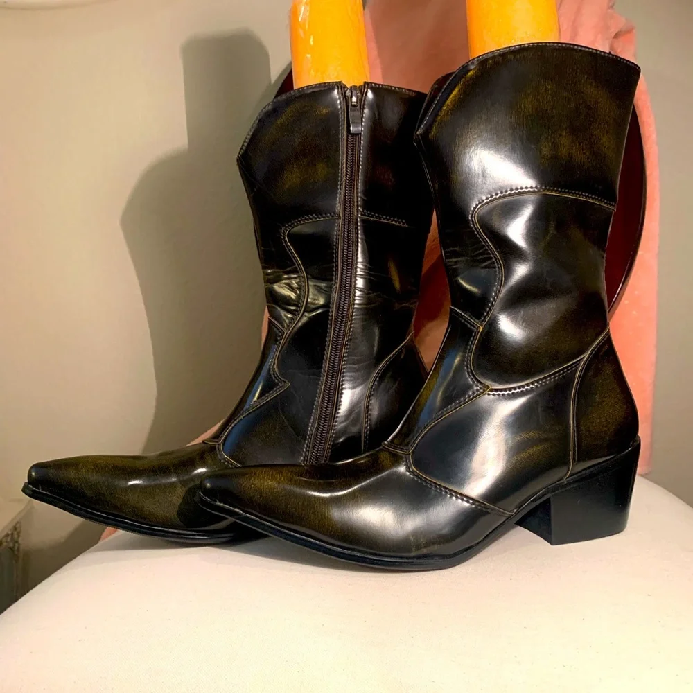 Like-New Wolf Valley Boots for sale!